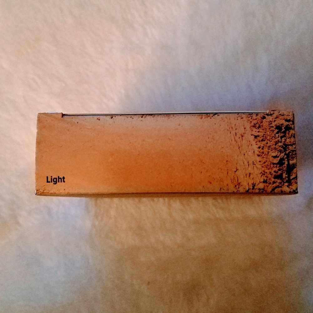 It Cosmetics Celebration Foundation Light - Picture 2 of 5